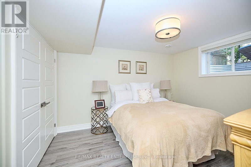 12 Cobblestone Drive  Niagara-on-the-Lake, L0S1J1 | Image 32