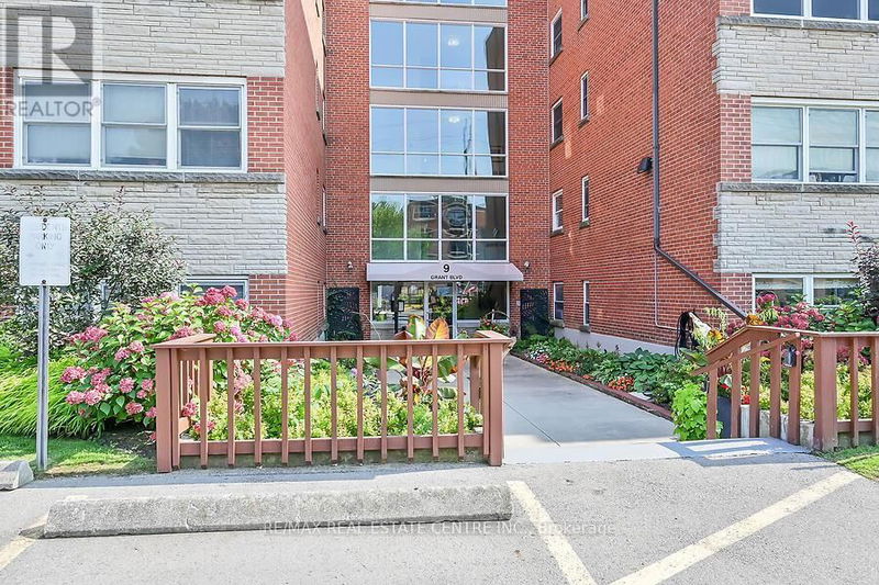  107 - 9 GRANT Boulevard  Hamilton (Dundas), L9H4L5 | Image 3