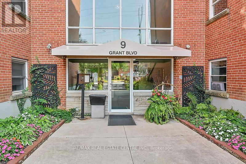  107 - 9 GRANT Boulevard  Hamilton (Dundas), L9H4L5 | Image 4