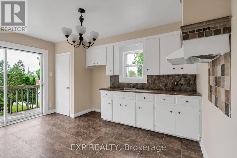 1301 Easton Avenue  Cornwall, K6H1X6 | Image 26