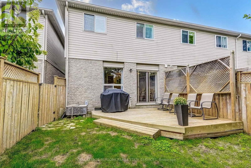 85 Foxborough Drive  Hamilton (Ancaster), L9G4Y8 | Image 19