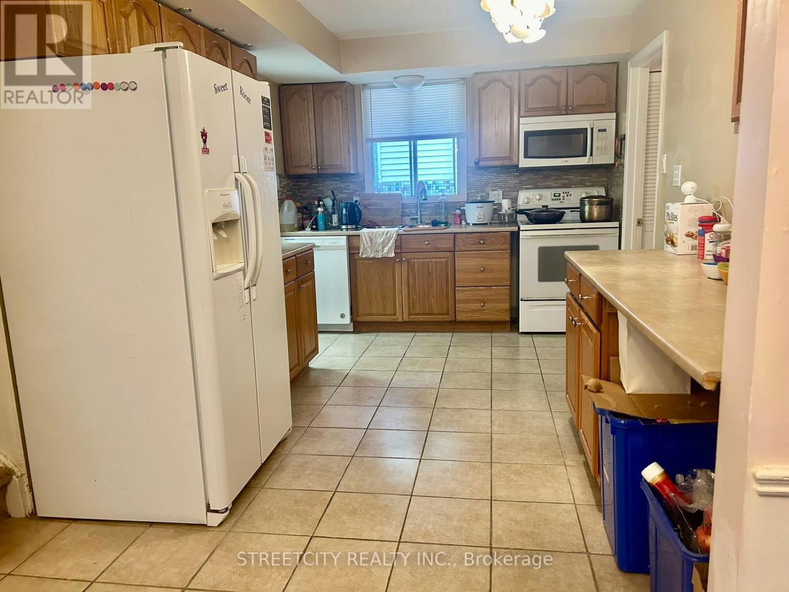 96 GABLEWOOD CRESCENT Image 3