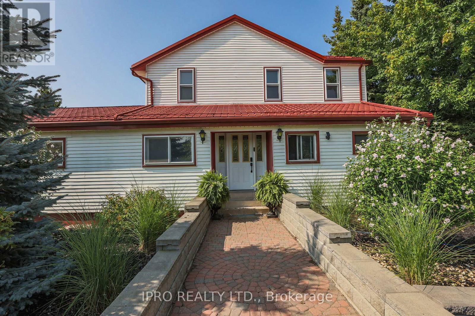 1027 NIAGARA STONE ROAD Image 1
