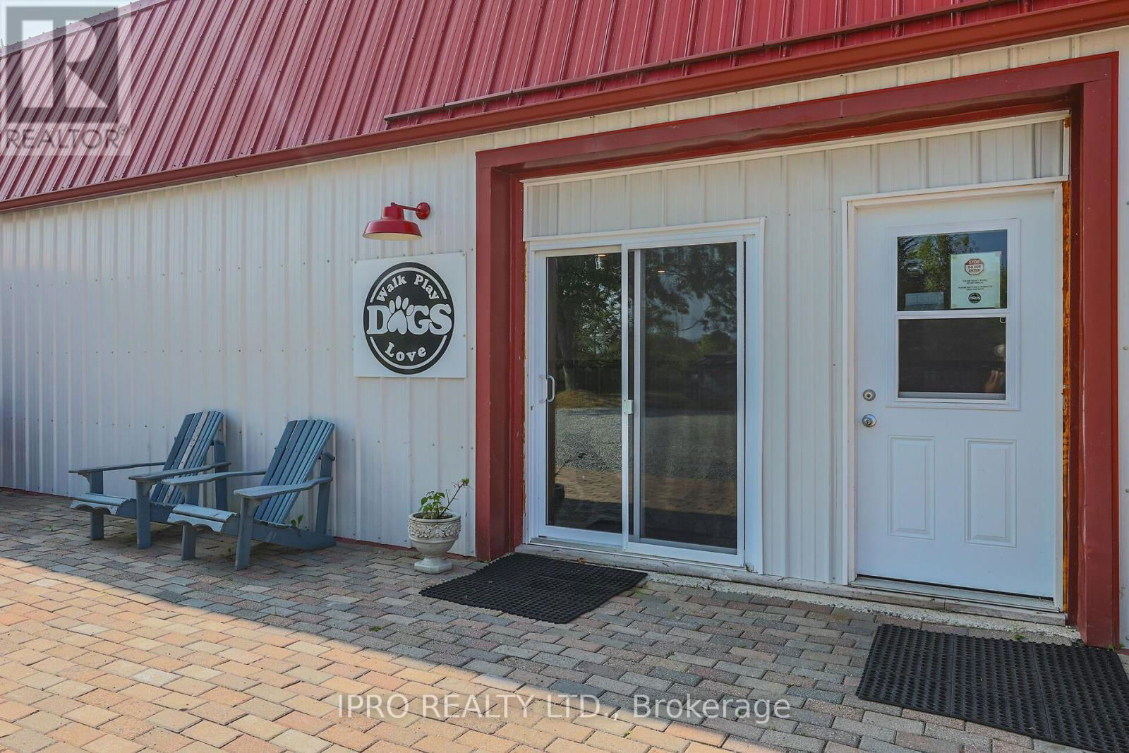 1027 NIAGARA STONE ROAD Image 10