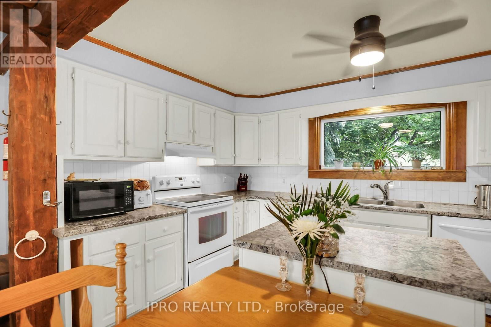 1027 NIAGARA STONE ROAD Image 28