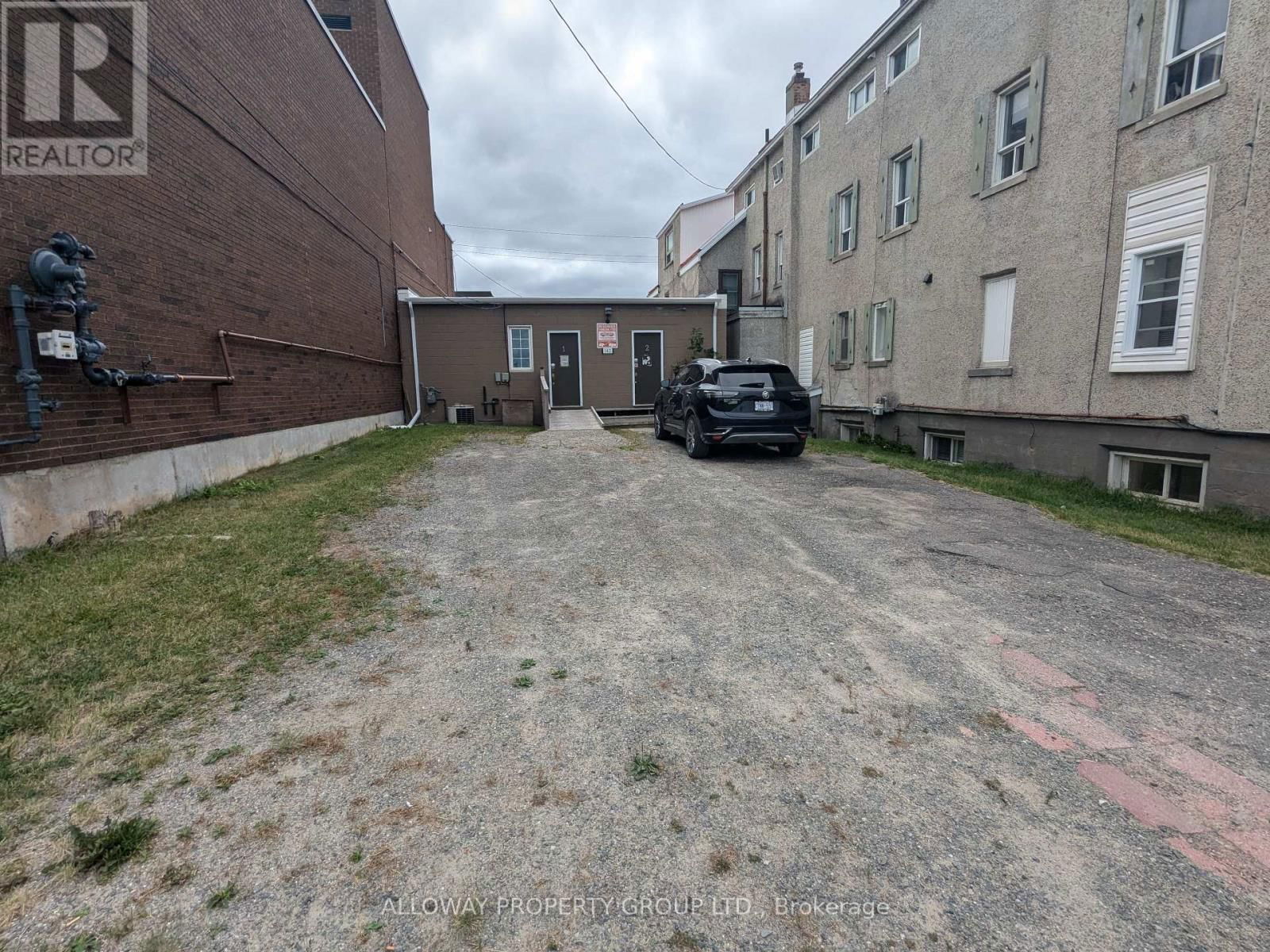 142 ALGONQUIN BOULEVARD E Image 12