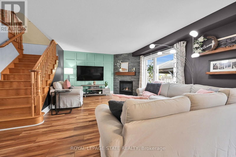 63 Edna Avenue  Hamilton (Stoney Creek Mountain), L0R1P0 | Image 9