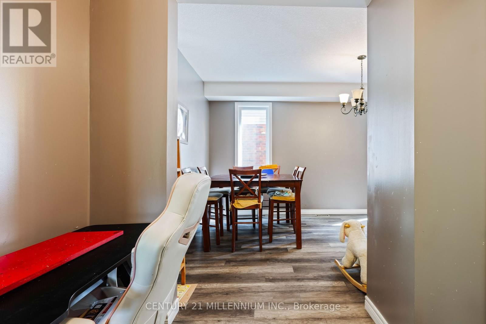 168 MURIEL STREET Image 5