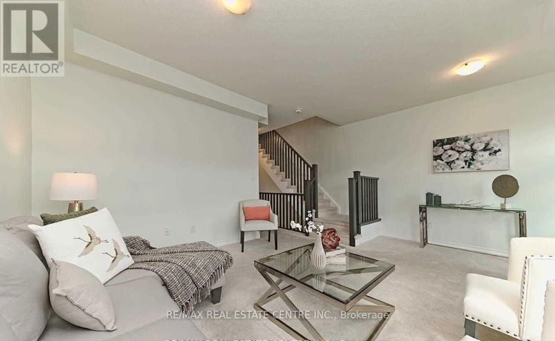 137 Borers Creek Crescent  Hamilton (Waterdown), L8B1W3 | Image 16