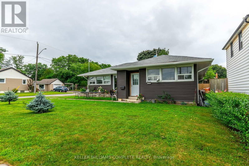 4710 Drummond Road  Niagara Falls, L2E6C9 | Image 2