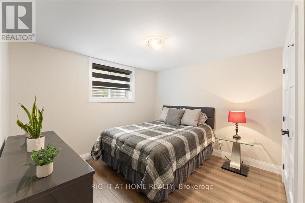 131 RONNIES WAY Image 33