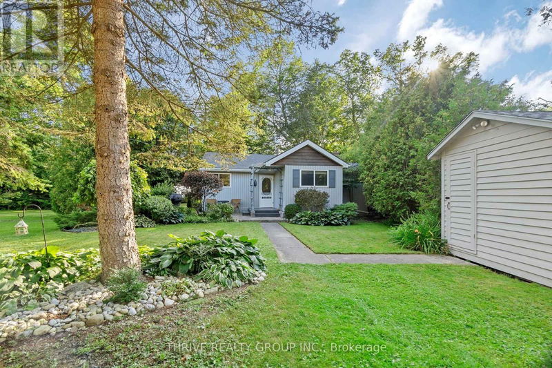 1 Bluewater Drive  Central Huron (Goderich Twp), N7A3X8 | Image 3