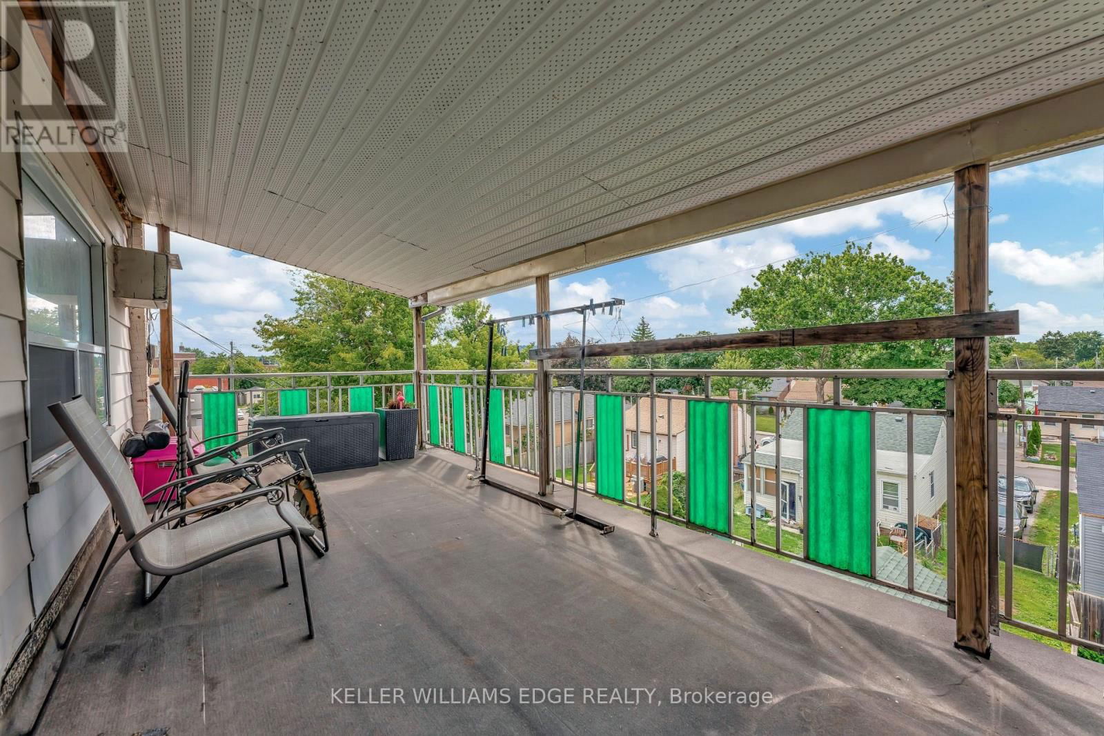 225 PARKDALE AVENUE NORTH Image 37