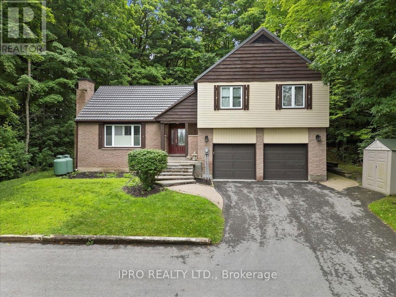 1432 Wallbridge Loyalist Road  Quinte West, K8N4Z5 | Image 1