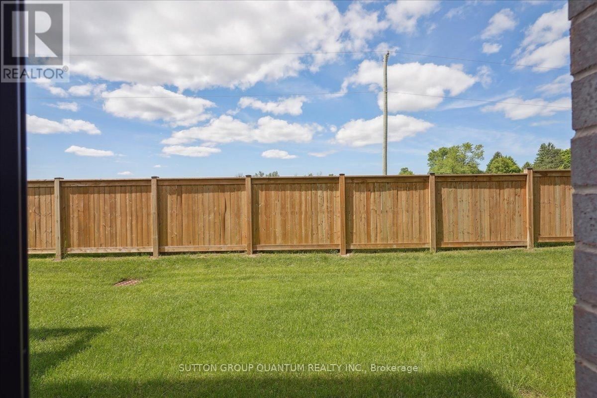 7 - 314 EQUESTRIAN WAY Image 33