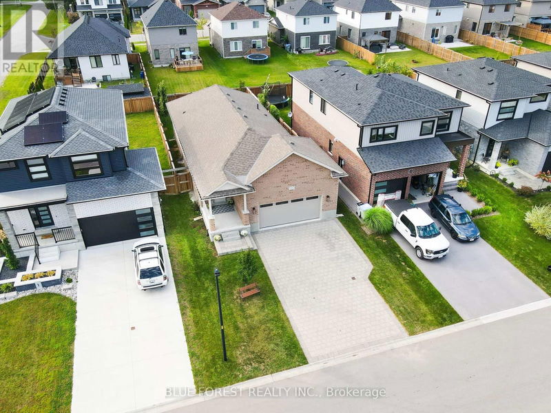 3 McNeil Street  Strathroy-Caradoc (Mount Brydges), N0L1W0 | Image 38