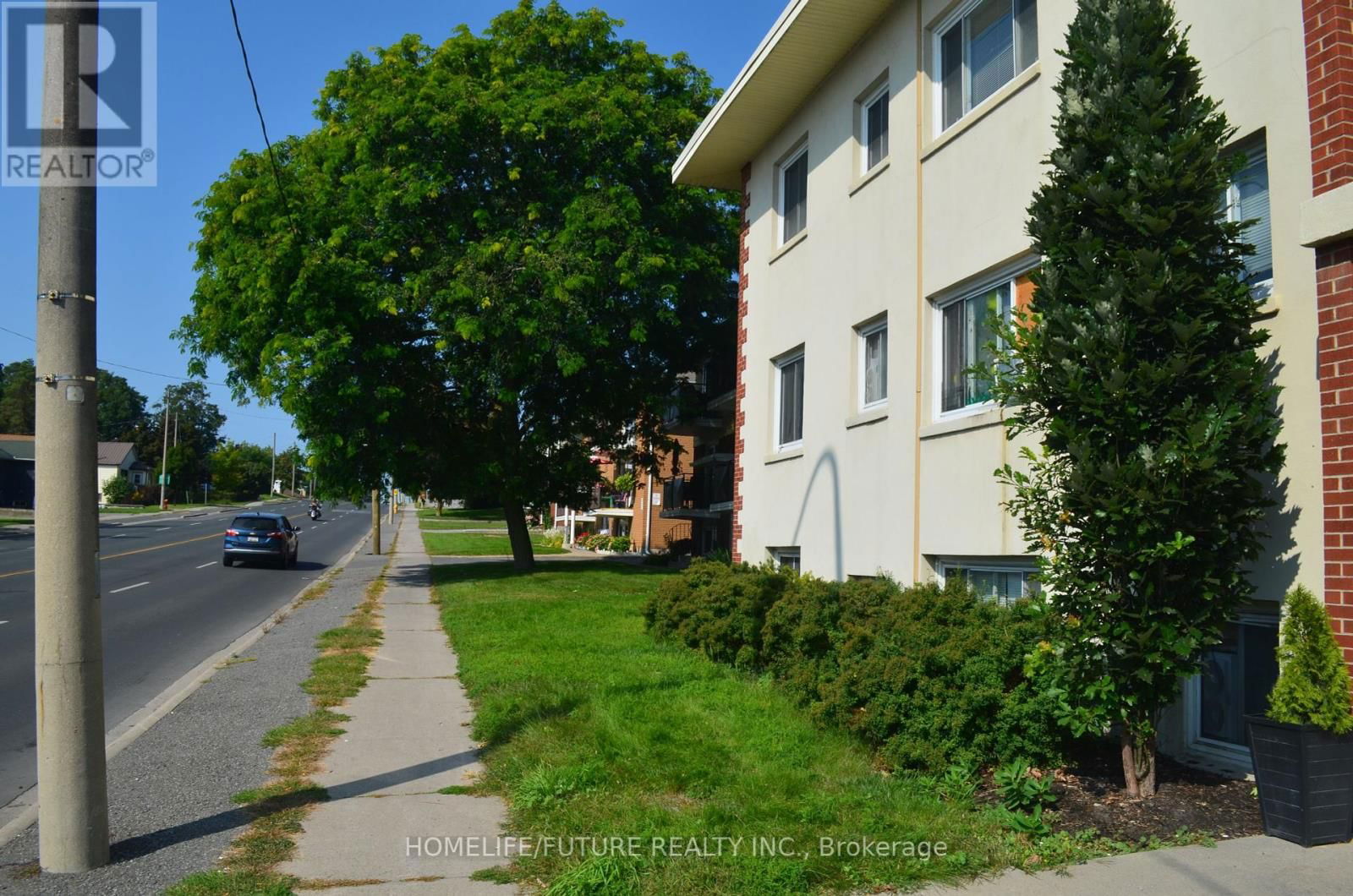234 DUNDAS STREET WEST Image 21