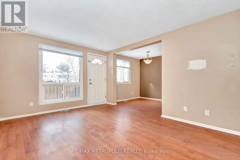  35 - 79 Thistledown Court  Ottawa (Nepean), K2J1J4 | Image 3