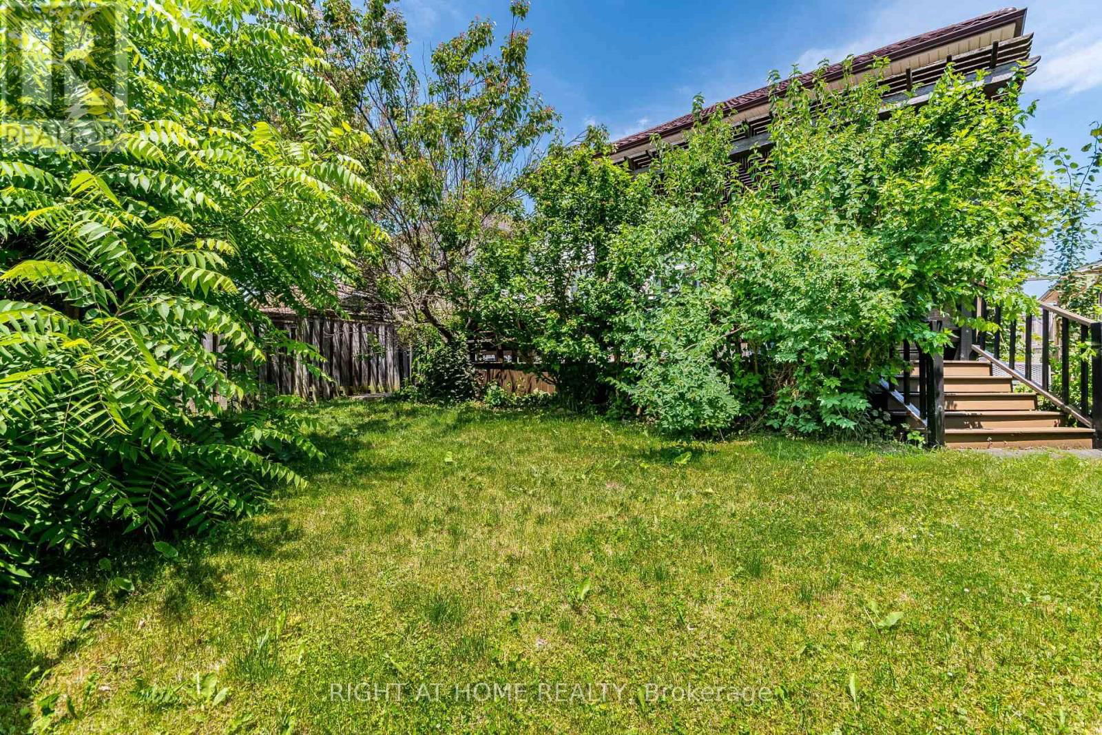 64 SOLSBURY CRESCENT Image 3