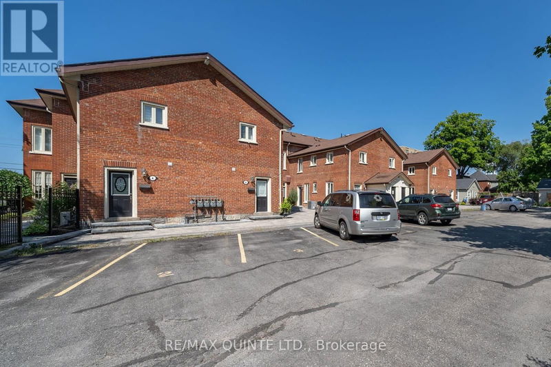 12 Queen Street  Belleville, K8N1T2 | Image 2