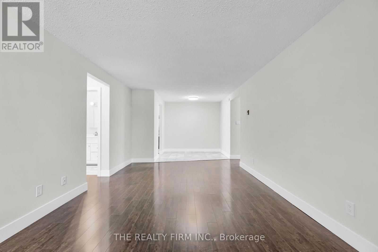 41 - 1096 JALNA BOULEVARD Image 7