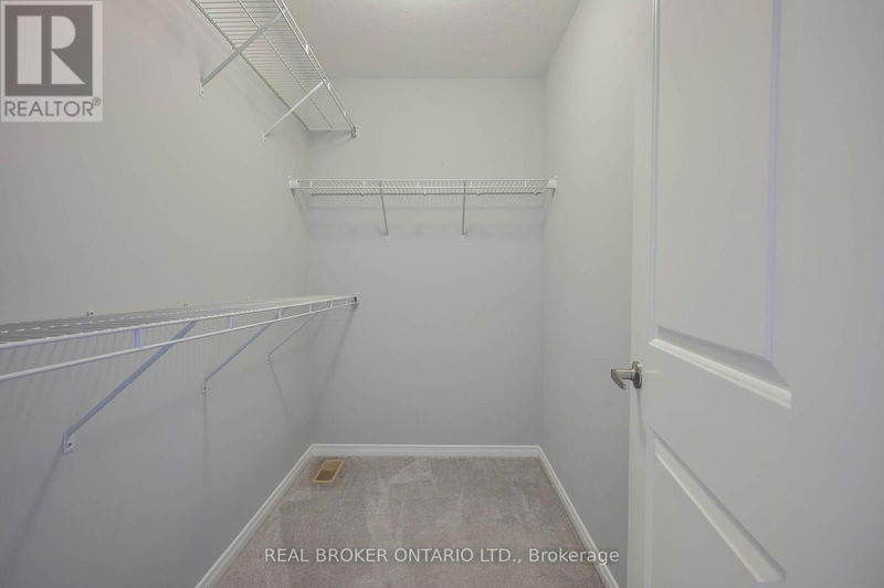 340 Falling Green Crescent  Kitchener, N2R0G4 | Image 29