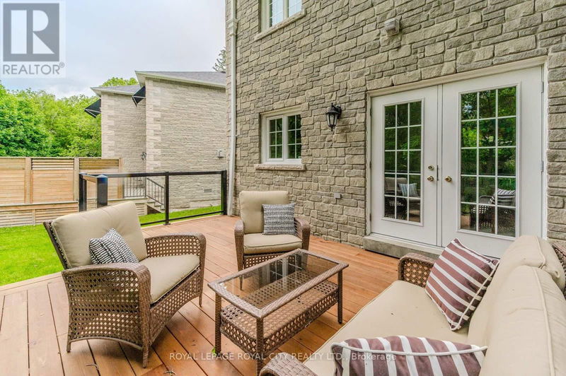  #7 - 25 Manor Park Crescent  Guelph (Old University), N1G1A2 | Image 35