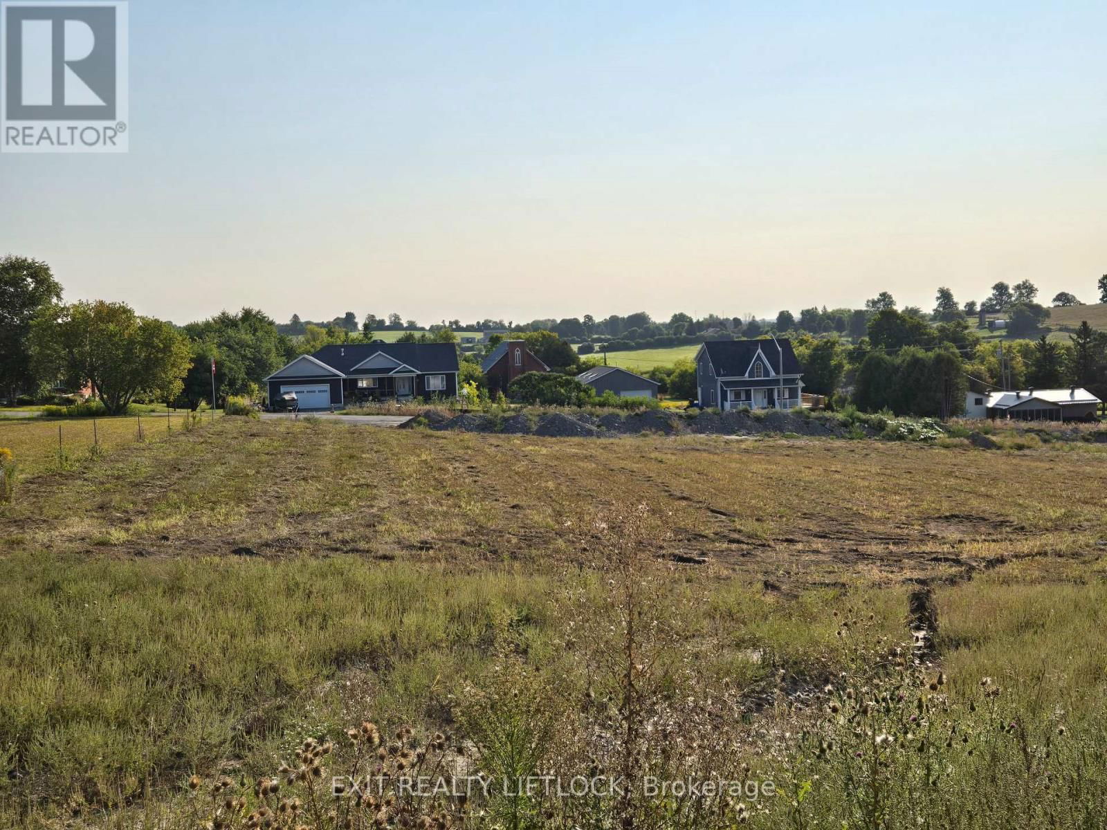 1912 ASHLEY CRESCENT Image 4