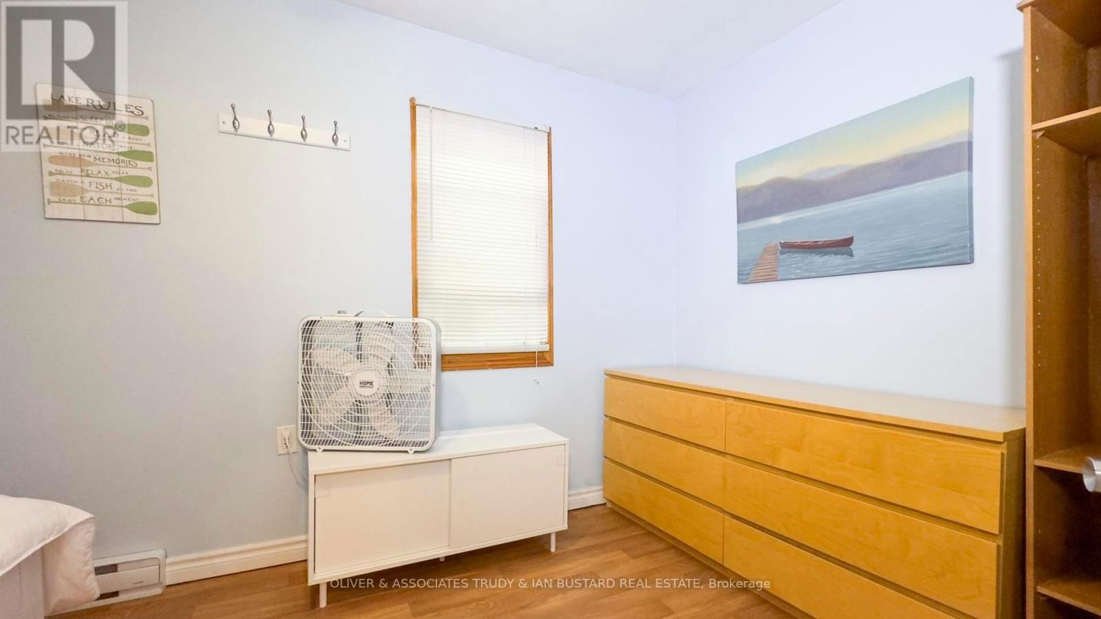 21 HURON STREET Image 25