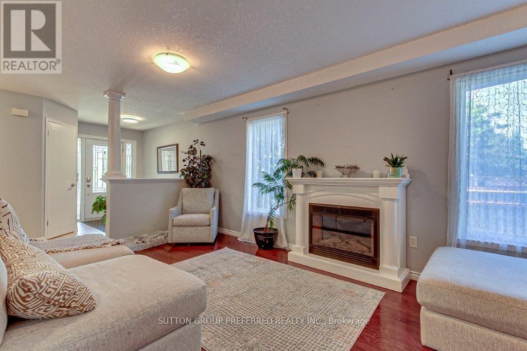 1302 BLACKMAPLE DRIVE Image 6