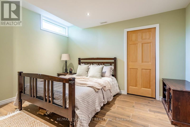 399 OLD BROCK Road  Hamilton, L9H5J1 | Image 21