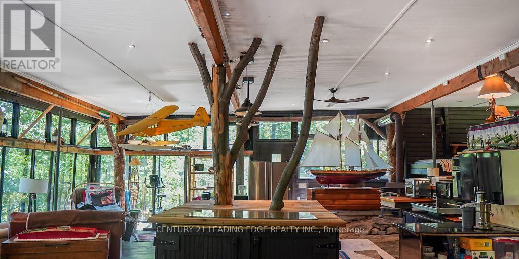 2077 LAKE MUSKOKA Image 17