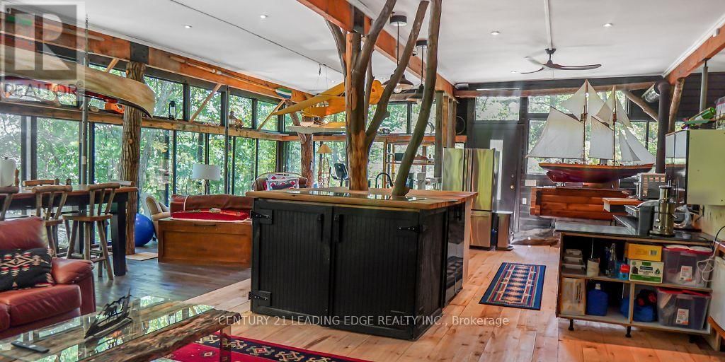 2077 LAKE MUSKOKA Image 18