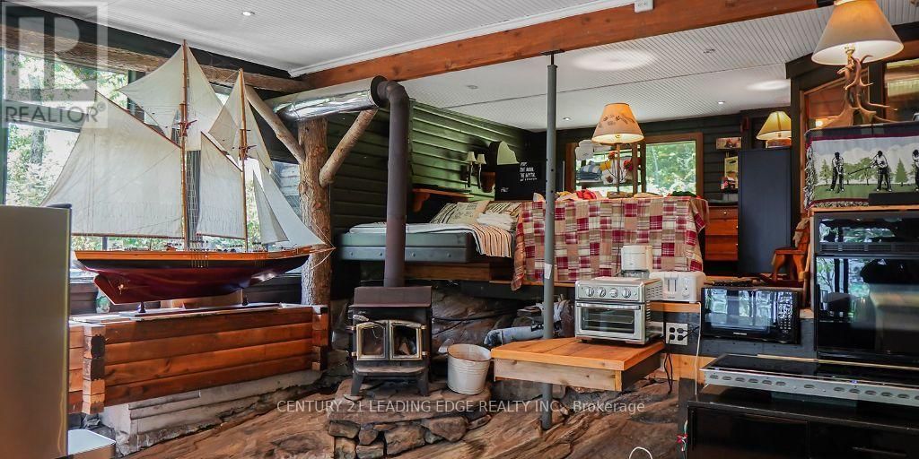 2077 LAKE MUSKOKA Image 23