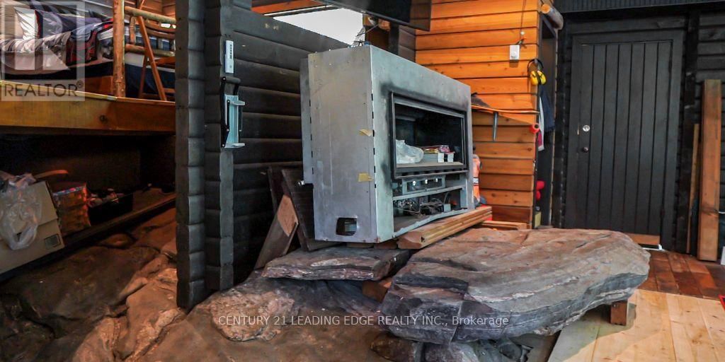2077 LAKE MUSKOKA Image 25