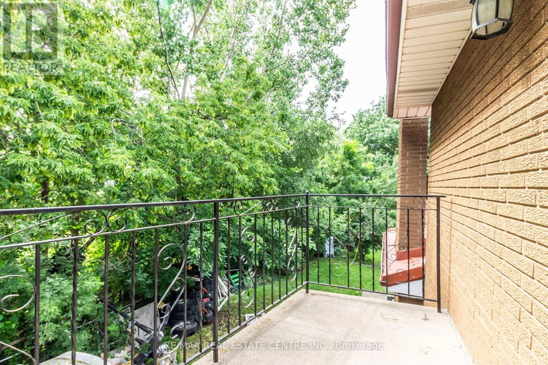 404 Queenston Road  Hamilton (Glenview), L8K1J2 | Image 33