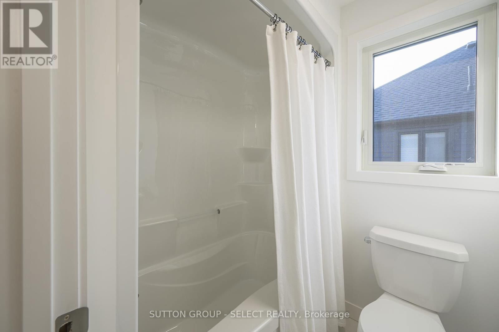 118 TIMBERWALK TRAIL Image 32