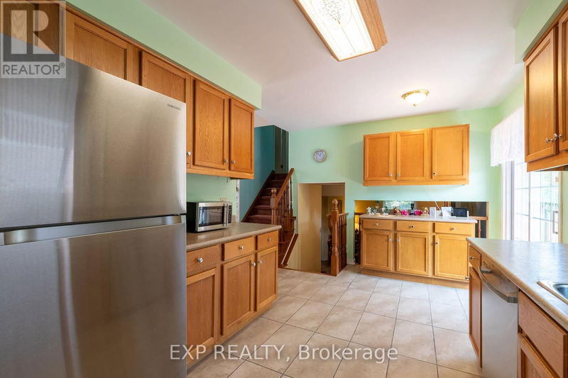 1136 Aldersbrook Road  London, N6G2X8 | Image 14