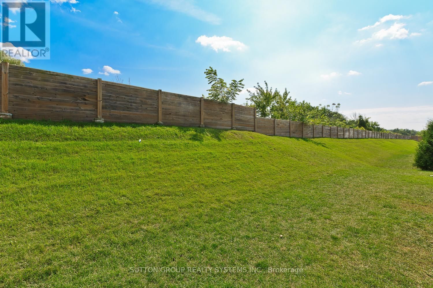 50 - 7768 ASCOT CIRCLE Image 37