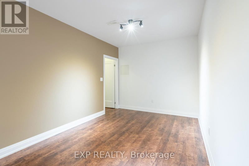 4 Concord Place  Grimsby, L3M0G7 | Image 37