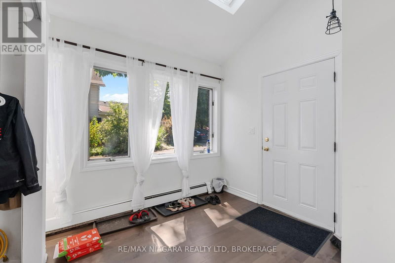 Tertiary Property View
