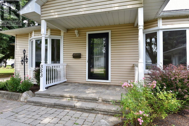 353 Silverbirch Boulevard  Hamilton (Villages of Glancaster), L0R1W0 | Image 3