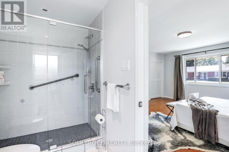 273 Roger Road  Ottawa, K1H5C5 | Image 18