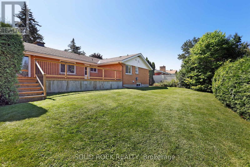 273 Roger Road  Ottawa, K1H5C5 | Image 31