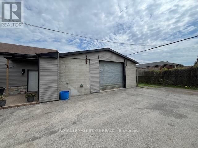 114 MELVIN AVENUE Image 6