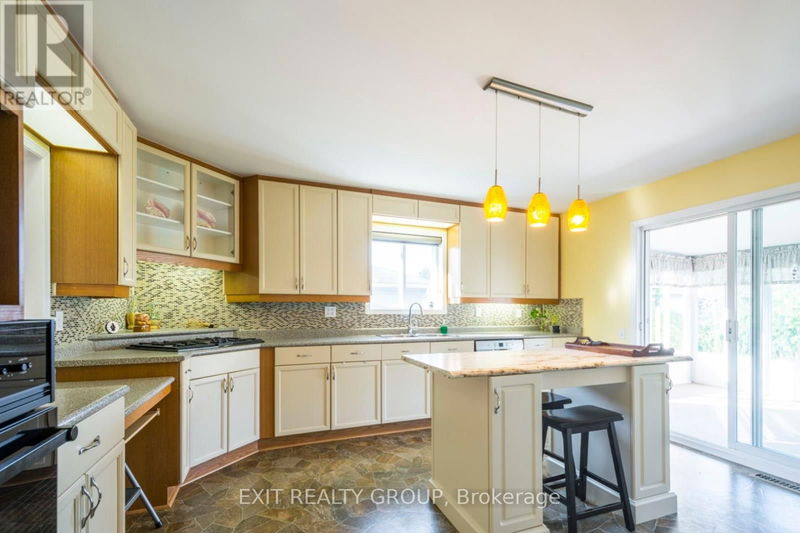 66 Heritage Drive  Prince Edward County (Wellington), K0K3L0 | Image 10