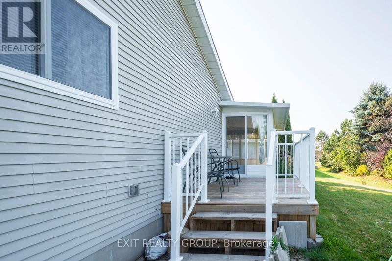 66 Heritage Drive  Prince Edward County (Wellington), K0K3L0 | Image 29