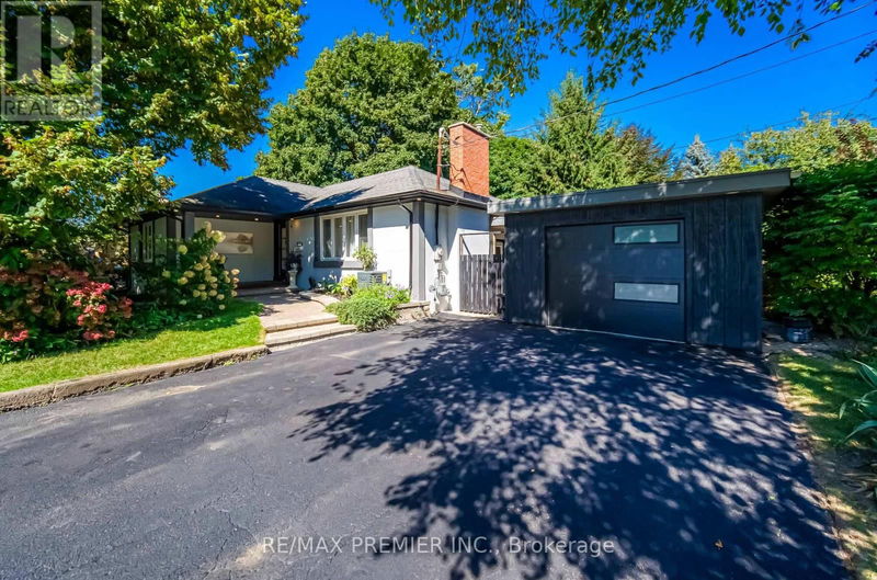 85 Enmore Avenue  Hamilton (Ancaster), L9G2H4 | Image 2