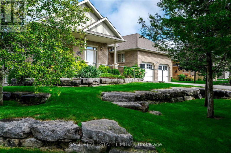 103 South Harbour Drive  Kawartha Lakes (Bobcaygeon), K0M1A0 | Image 1