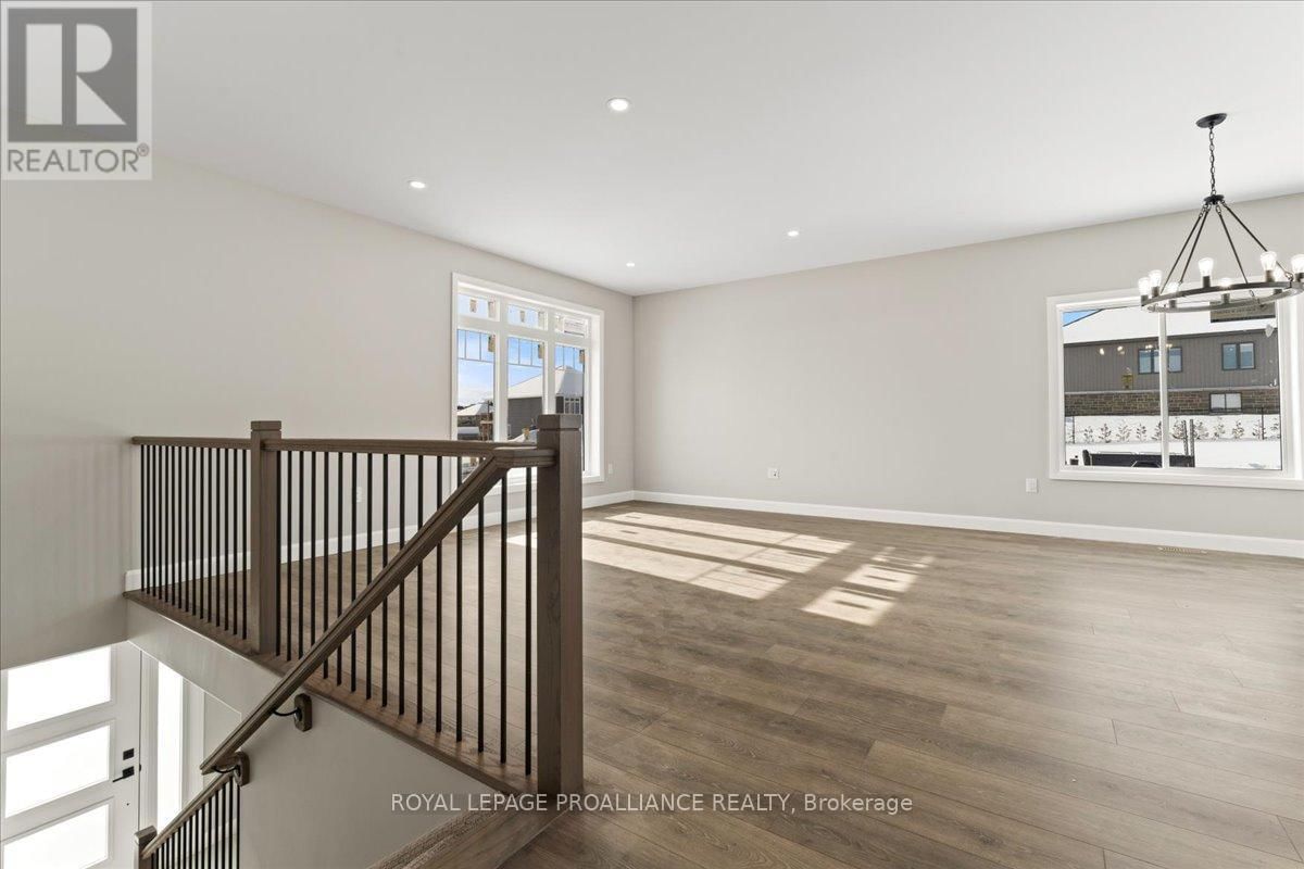 40 ROSEWOOD DRIVE Image 2